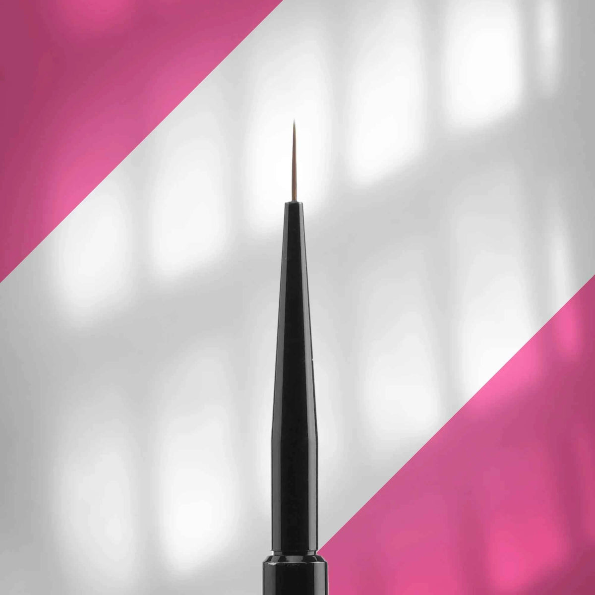 Pinceau professionnel liner EXPERT largeur 1 mm/longueur 7 mm - Staleks