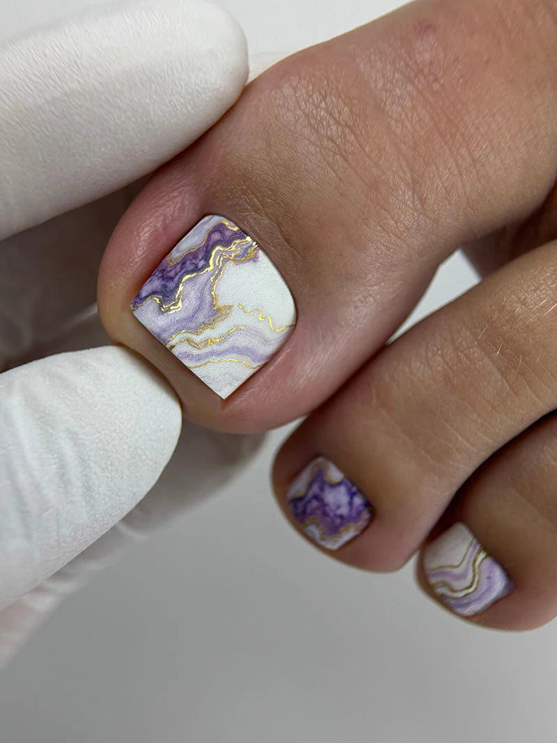 Nail wrap pédicure effet marbre violet et doré WR-434