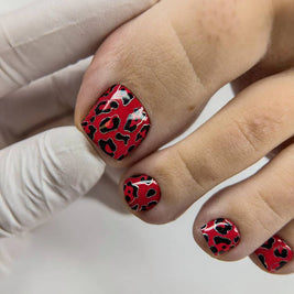 Nail wrap pédicure motif léopard rouge et détails argentés WR-455
