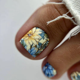 Nail wrap pédicure fleurs et détails argentés WR-580