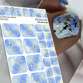 Wrap pédicure bleu artistique avec détails dorés WR-657 The Nail Wraps