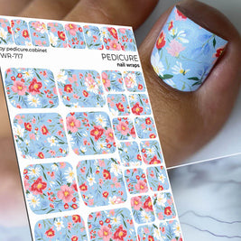 Wrap pédicure petites fleurs sur fond bleu WR-717